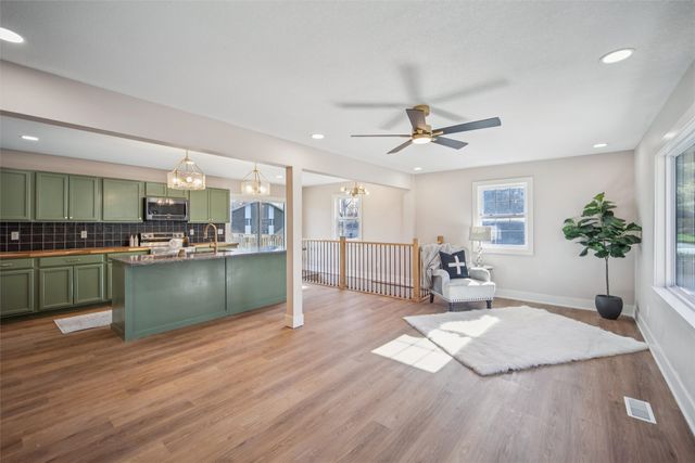 213 Davenport Avenue, Baxter, IA 50028