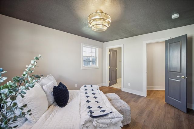 213 Davenport Avenue, Baxter, IA 50028