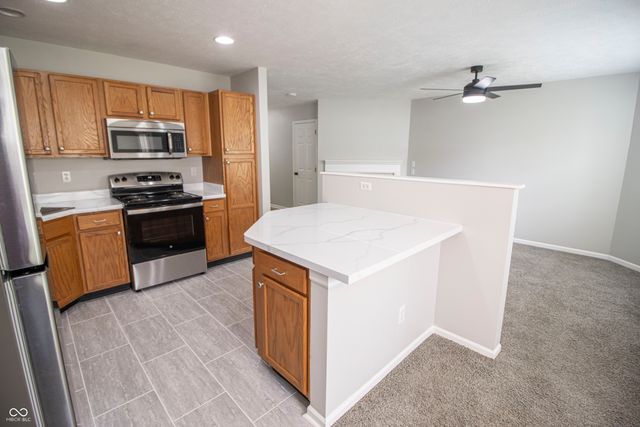 509 Elkhart Drive, Westfield, IN 46074