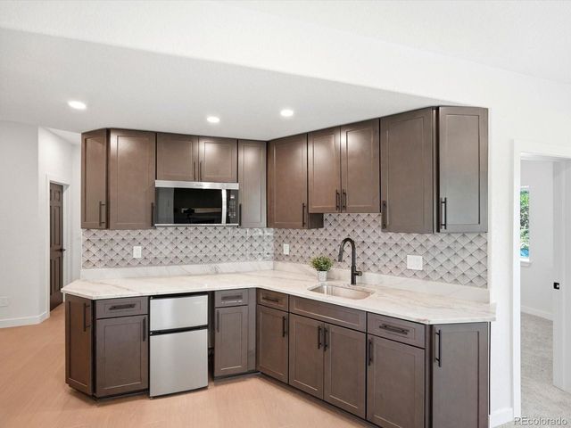 21650 E Geddes Pl, Centennial, CO 80016