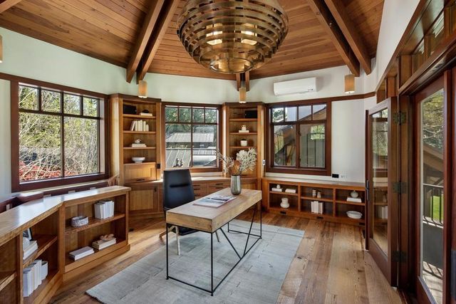 15 Hidden Valley Lane, Woodside, CA 94062