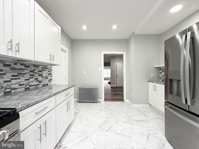 5622 N 11TH ST, Philadelphia, PA 19141