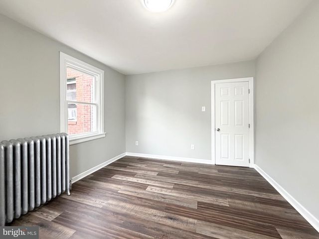 5622 N 11TH ST, Philadelphia, PA 19141