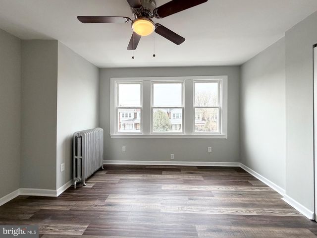 5622 N 11TH ST, Philadelphia, PA 19141