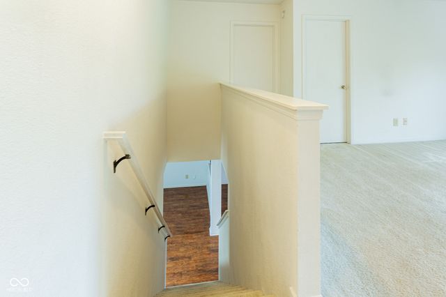 2114 Southernwood Lane, Indianapolis, IN 46231