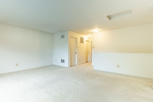 2114 Southernwood Lane, Indianapolis, IN 46231