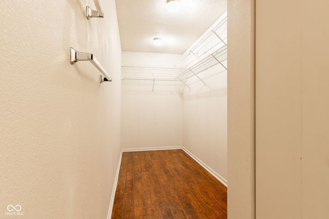 2114 Southernwood Lane, Indianapolis, IN 46231