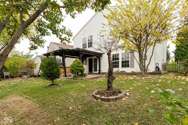 2114 Southernwood Lane, Indianapolis, IN 46231