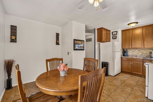 40 Bellhurst Road, Tonawanda, NY 14150