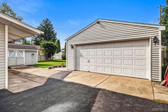 40 Bellhurst Road, Tonawanda, NY 14150