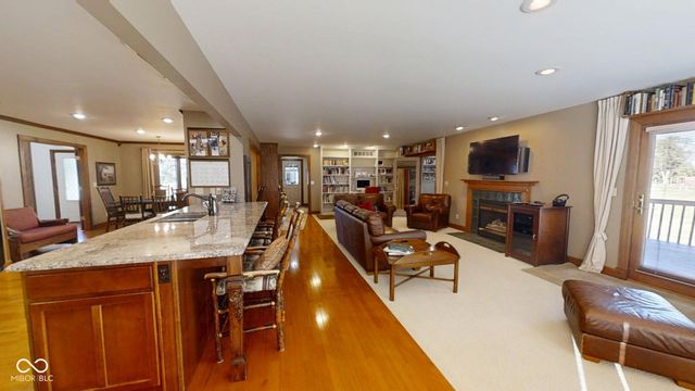 25162 Mid Road, Batesville, IN 47006