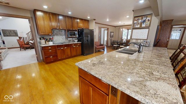 25162 Mid Road, Batesville, IN 47006