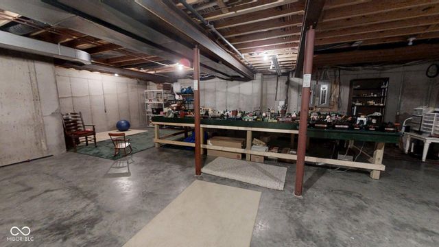 25162 Mid Road, Batesville, IN 47006