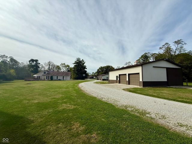 25162 Mid Road, Batesville, IN 47006