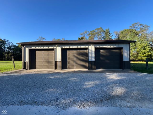 25162 Mid Road, Batesville, IN 47006