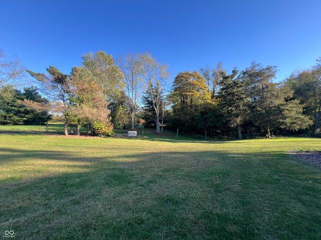 25162 Mid Road, Batesville, IN 47006