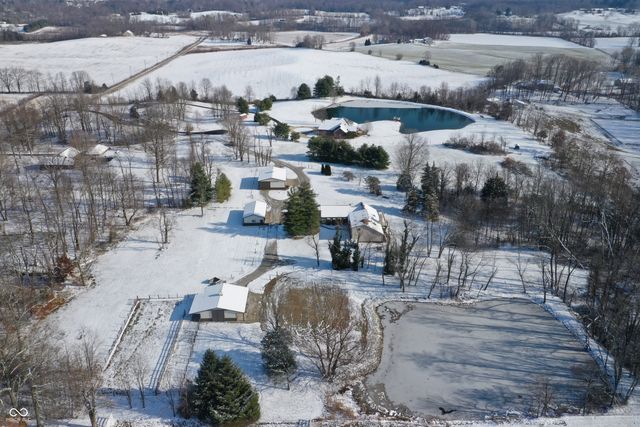 25162 Mid Road, Batesville, IN 47006