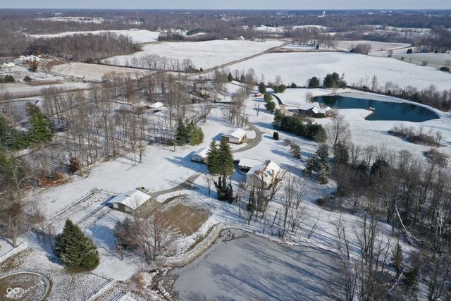 25162 Mid Road, Batesville, IN 47006