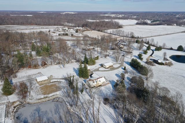 25162 Mid Road, Batesville, IN 47006