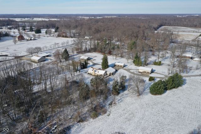 25162 Mid Road, Batesville, IN 47006