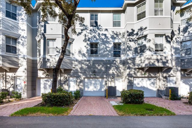 3515 Shoma Drive, Royal Palm Beach, FL 33414