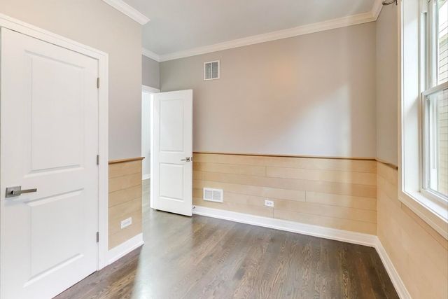 3409 W CORTLAND Street, Chicago, IL 60647