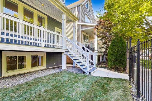 3409 W CORTLAND Street, Chicago, IL 60647