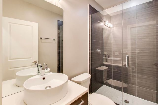 3409 W CORTLAND Street, Chicago, IL 60647