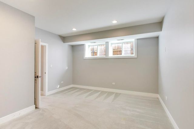 3409 W CORTLAND Street, Chicago, IL 60647