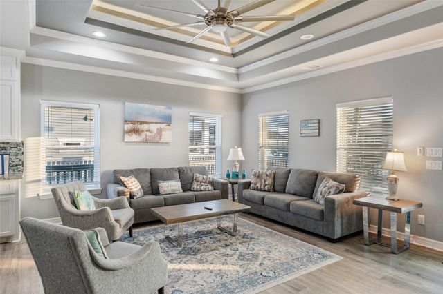 876 Palmetto Drive, Port Bolivar, TX 77650