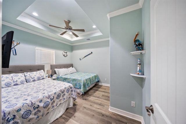 876 Palmetto Drive, Port Bolivar, TX 77650