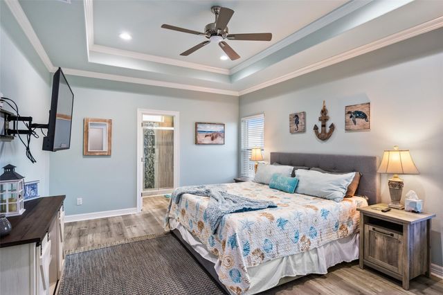 876 Palmetto Drive, Port Bolivar, TX 77650
