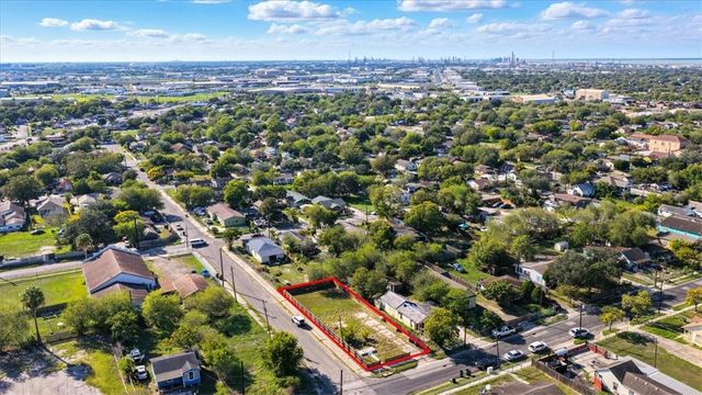 345 Cheyenne St, Corpus Christi, TX 78405