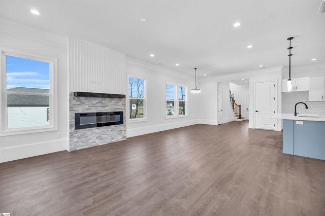 123 Moore Street, Easley, SC 29642