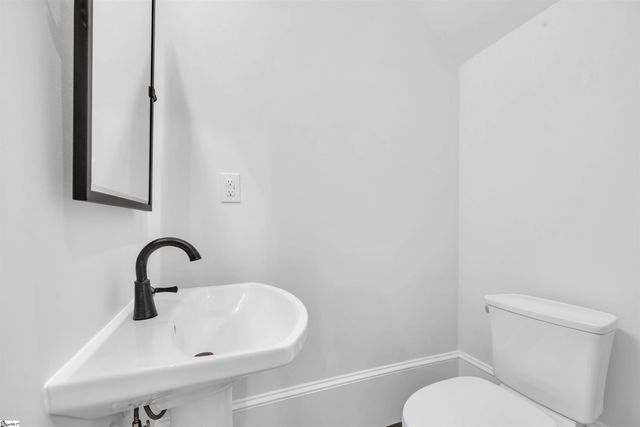 123 Moore Street, Easley, SC 29642