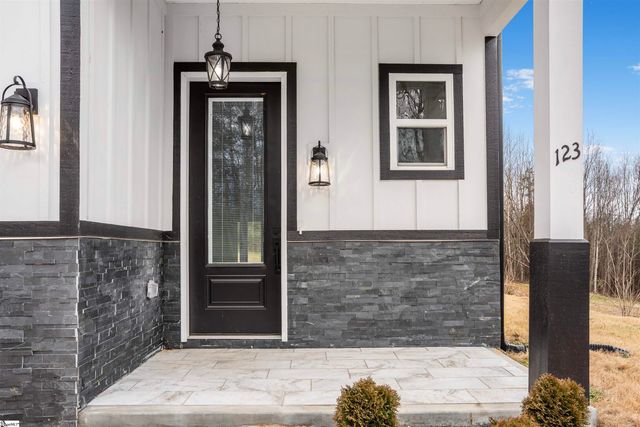 123 Moore Street, Easley, SC 29642