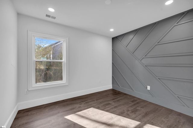 123 Moore Street, Easley, SC 29642