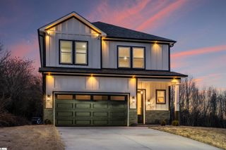 123 Moore Street, Easley, SC 29642