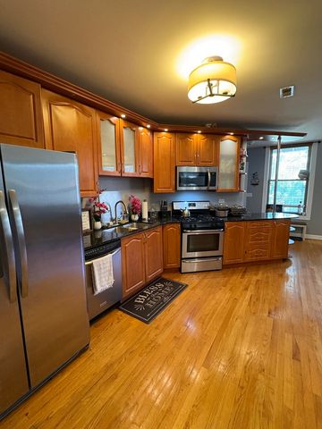 6435 S Kenwood Avenue 3S, Chicago, IL 60637