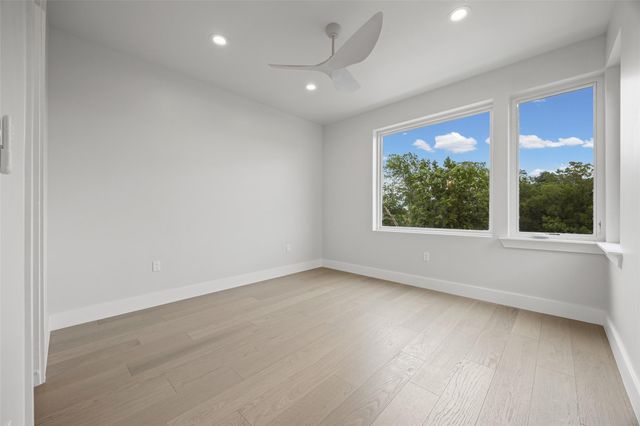 100 W Odell ST 2, Austin, TX 78752