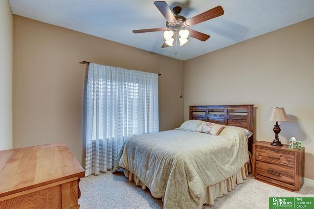 12647 S 80 Street, Papillion, NE 68046