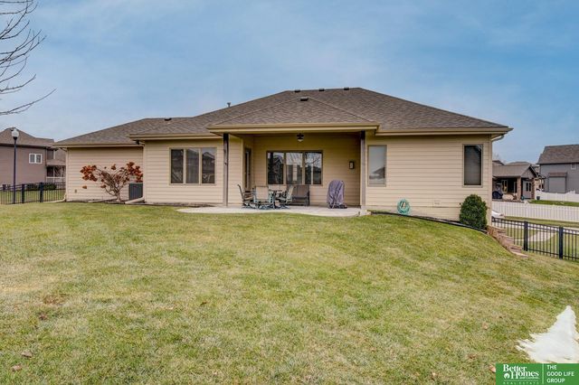 12647 S 80 Street, Papillion, NE 68046
