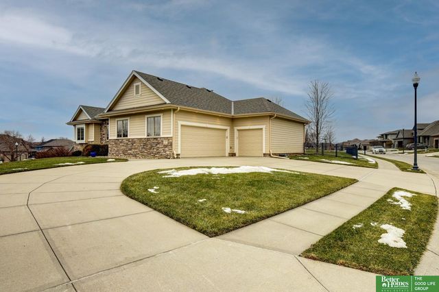 12647 S 80 Street, Papillion, NE 68046