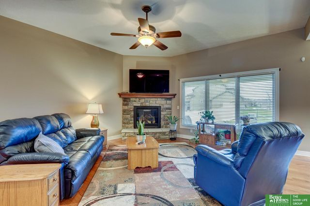 12647 S 80 Street, Papillion, NE 68046