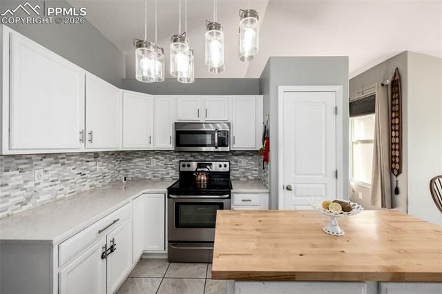 830 Winebrook Way, Fountain, CO 80817