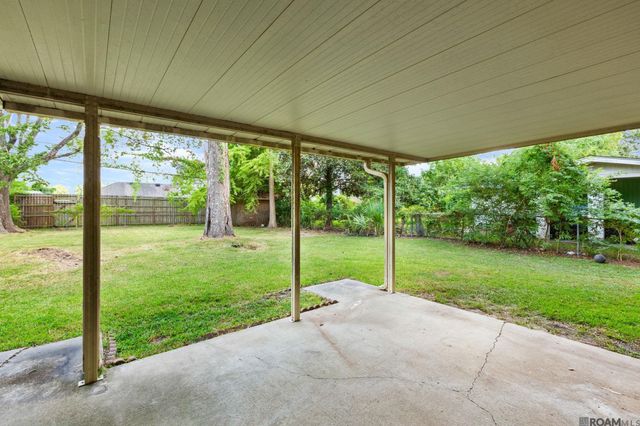 3328 Courtland Dr, Baton Rouge, LA 70814