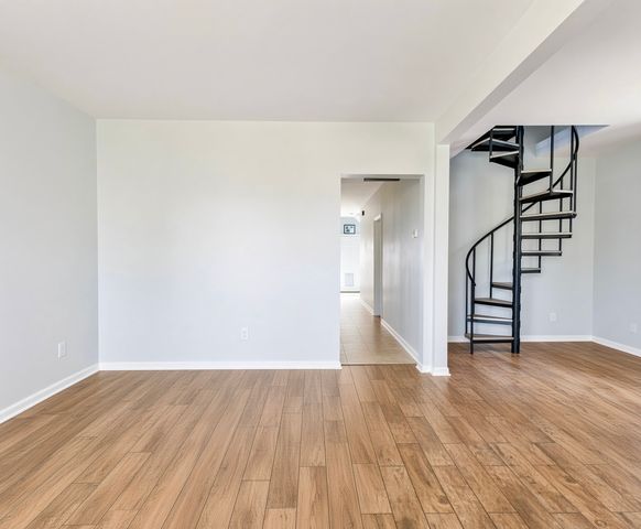 5935 W Patterson Avenue 2, Chicago, IL 60634