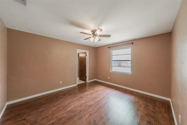 733 Bluebonnet Drive, Hurst, TX 76053