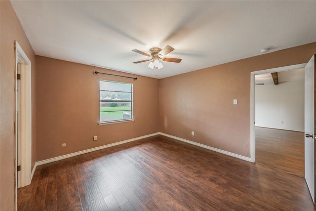 733 Bluebonnet Drive, Hurst, TX 76053
