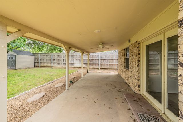 733 Bluebonnet Drive, Hurst, TX 76053